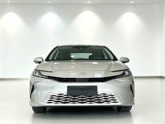 Toyota Camry Shuangqing 2.0HGVP Deluxe Edition - фото 3