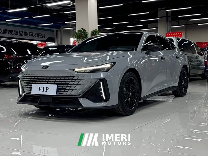 Changan UNI-V 1.5T premium - автомобиль из Китая