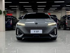 Changan UNI-V 1.5T premium - фото 2