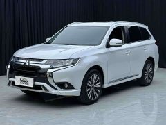 Mitsubishi Outlander 2021 2.0L 2WD Enjoy Edition 5 seats - фото 1