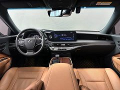 Lexus LS 500h Excellence Edition - фото 8
