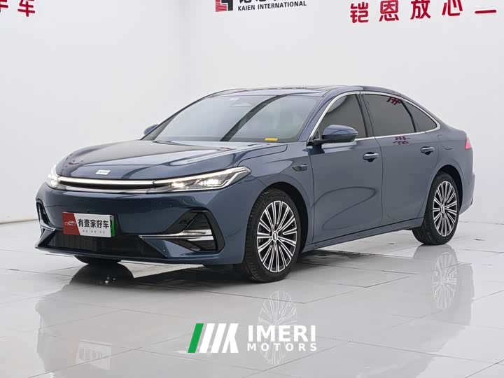 Geely Galaxy A7 EM-i 150km Starship Edition - автомобиль из Китая