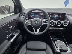 Mercedes-Benz GLA 200 - фото 14