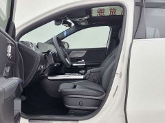 Mercedes-Benz GLA 200 - фото 9
