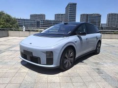Li Auto Ideal i8 Standard Edition - фото 1