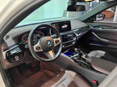 BMW 5 Series 525Li M Sports Package - фото 9