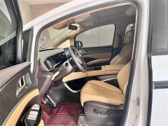 Denza D9 DM-i smart driving version 1020 four-wheel drive exclusive - фото 16
