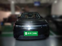Lynk & Co Leapmoon C16 Extended Range 200 Exclusive Edition - фото 2