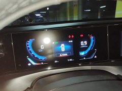 Lynk & Co Eado PLUS Blue Whale NE 1.4T GDI DCT Premium - фото 7