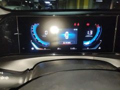 Lynk & Co Eado PLUS Blue Whale NE 1.4T GDI DCT Premium - фото 8