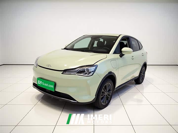 Lynk & Co Nezha V Chao 400 Lite - автомобиль из Китая