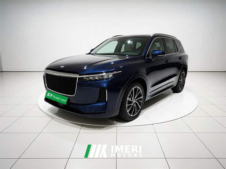 Li Auto Ideal ONE 2020 extended range 6-seater version - автомобиль из Китая