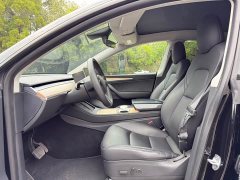 Tesla Model Y rear-wheel drive version - фото 8