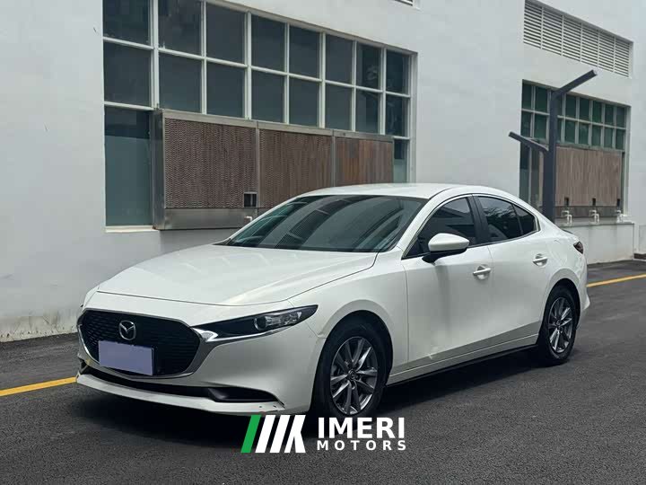 Mazda 3 Axela 2023 2.0L Automatic Entry Trim - автомобиль из Китая