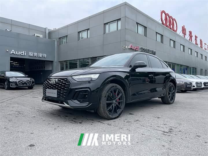 Audi Q5L Sportback 45 TFSI Premium Selection - автомобиль из Китая