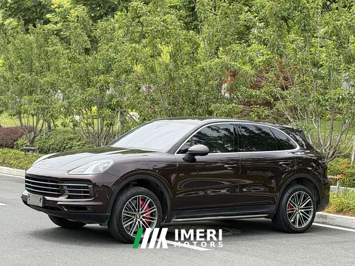 Porsche Cayenne 3.0T Platinum Edition - автомобиль из Китая