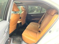 Toyota Camry 2021 2.5G Deluxe Edition - фото 3