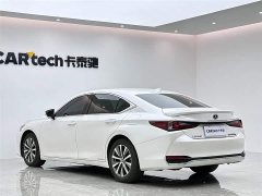Lexus ES 2020 300h Excellence Edition - фото 3