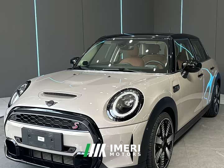 MINI 2.0T COOPER S Artist Five-Door Edition - автомобиль из Китая