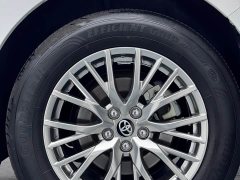 Toyota SIENNA 2.5L hybrid four-wheel drive premium version - фото 14