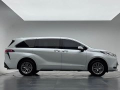 Toyota SIENNA 2.5L hybrid four-wheel drive premium version - фото 4