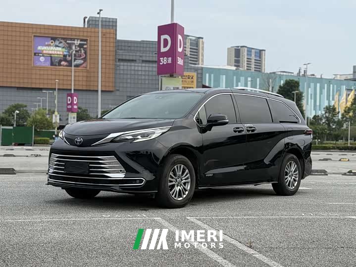 Toyota SIENNA 2021 2.5L Hybrid Comfort Edition - автомобиль из Китая