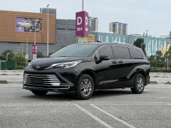 Toyota SIENNA 2021 2.5L Hybrid Comfort Edition - фото 1