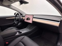 Tesla Model 3 rear-wheel drive version - фото 11