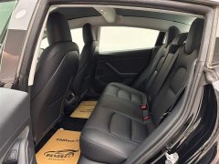 Tesla Model 3 rear-wheel drive version - фото 9