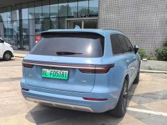 Li Auto ONE Extended-Range 6-Seater - фото 4