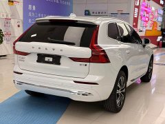 Volvo XC60 B5 AWD Luxury Edition - фото 18