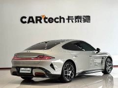 Xiaomi SU7 rear-wheel drive long-range smart driving version - фото 20