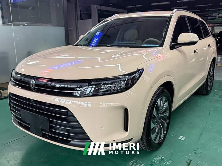 AITO Wenjie M7 1.5T rear drive Plus version 5 seats - автомобиль из Китая