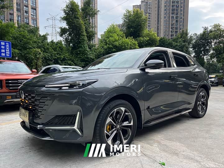Changan UNI-K 2.0T two-wheel drive Yueshang - автомобиль из Китая