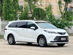 Toyota SIENNA 2.5L Hybrid Premium Edition - фото 3