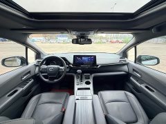 Toyota SIENNA 2.5L Hybrid Premium Edition - фото 8