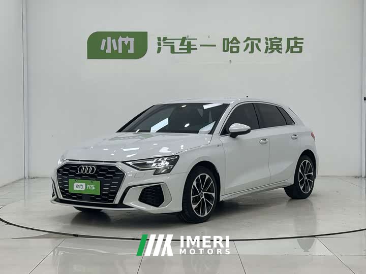 Audi A3 Sportback 35 TFSI aggressive sports - автомобиль из Китая