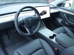Tesla Model 3 2022 rear-wheel drive version - фото 6