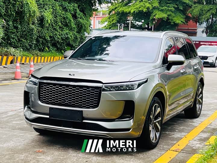 Li Auto ONE 2021 Extended-Range 6-Seater - автомобиль из Китая