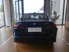 BMW 2 Series 225L M Sports Package - фото 5