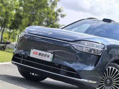 AITO Wenjie M9 extended range Ultra version 52kWh 6-seater version - фото 5