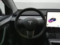 Tesla Model Y rear-wheel drive version - фото 11