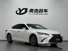 Lexus ES 260 Luxury - фото 3