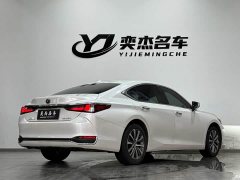 Lexus ES 260 Luxury - фото 4