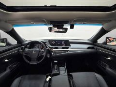 Lexus ES 260 Luxury - фото 9