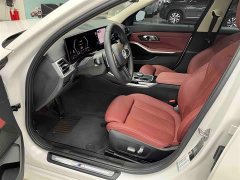 BMW 3 Series 320i M Sports Package - фото 10