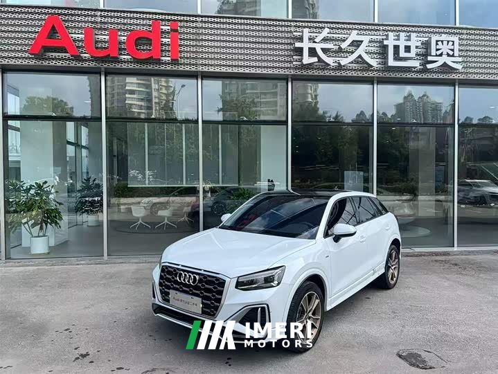 Audi Q2L 35TFSI fashionable and dynamic - автомобиль из Китая