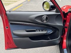 MINI CLUBMAN 1.5T COOPER Connoisseur - фото 13
