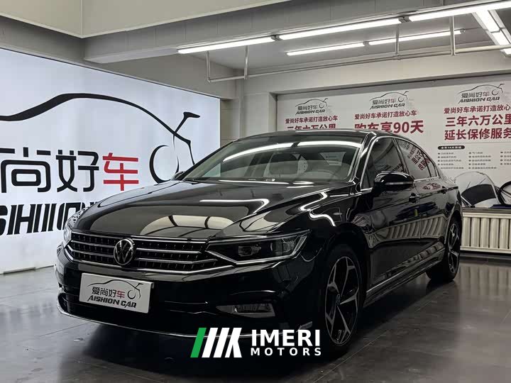 Volkswagen Magotan 2 Million Edition 330TSI DSG Leading - автомобиль из Китая