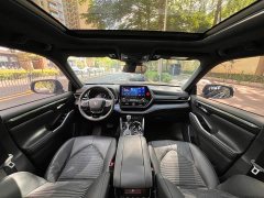 Toyota Crown Lufang 2022 2.5L HEV four-wheel drive premium version - фото 12